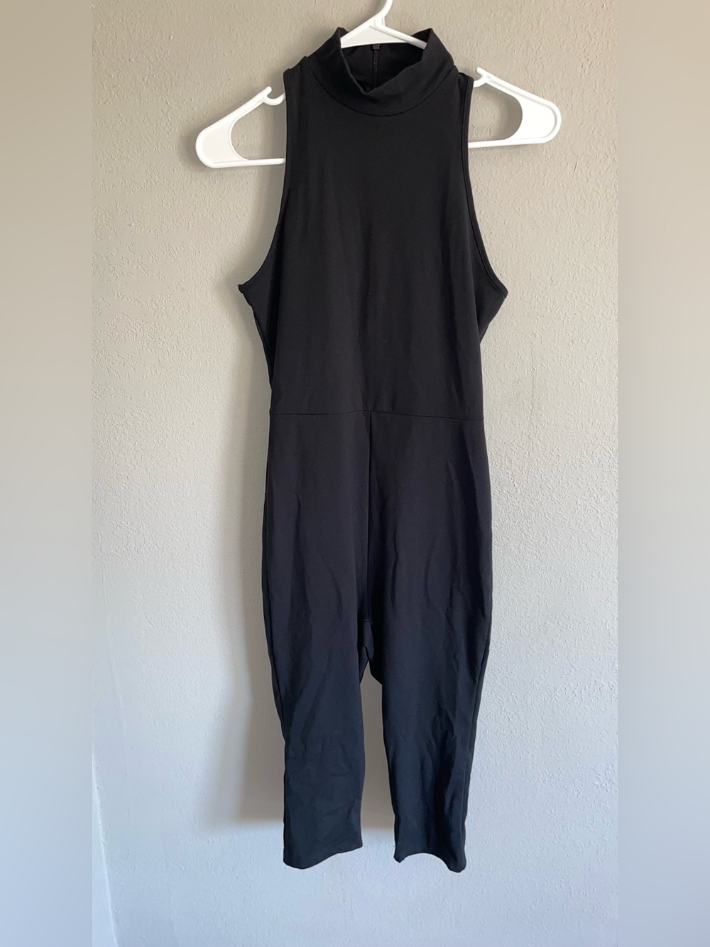wild fable Black Sleeveless Jumpsuit Romper cropped